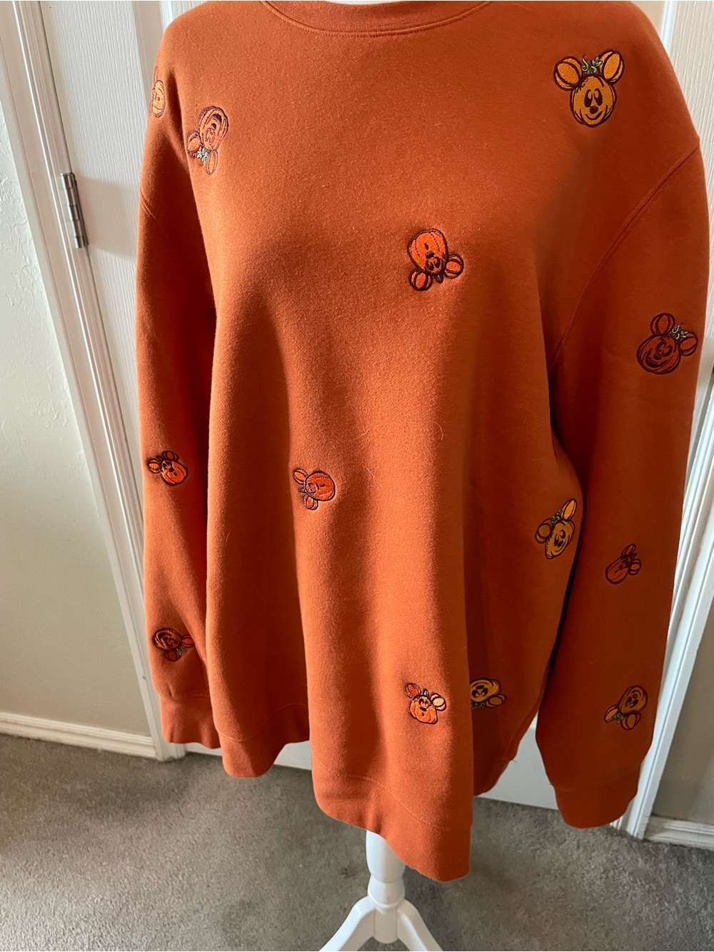 Disney Halloween  Orange Embroidered Mickey Pattern Crewneck Sweatshirt